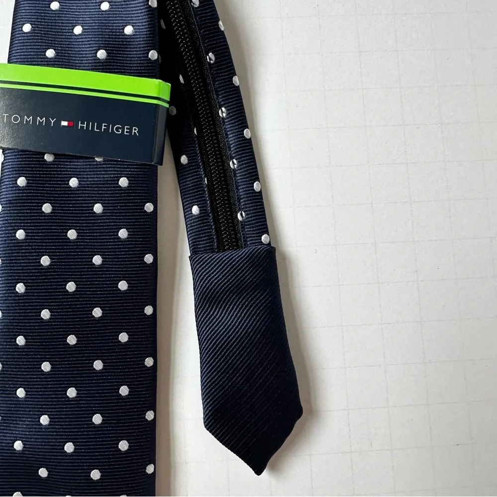 Tommy Hilfiger Navy and White Polkadot Adjustable Tie